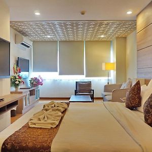 Grand Deluxe Double Room
